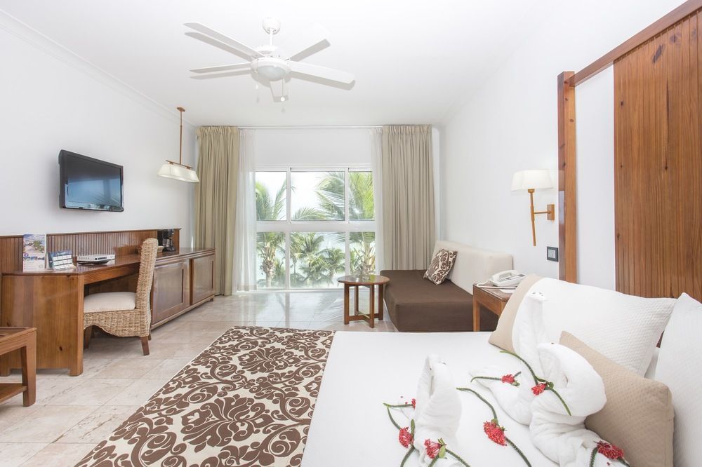 Be Live Experience Hamaca Beach Boca Chica Bagian luar foto